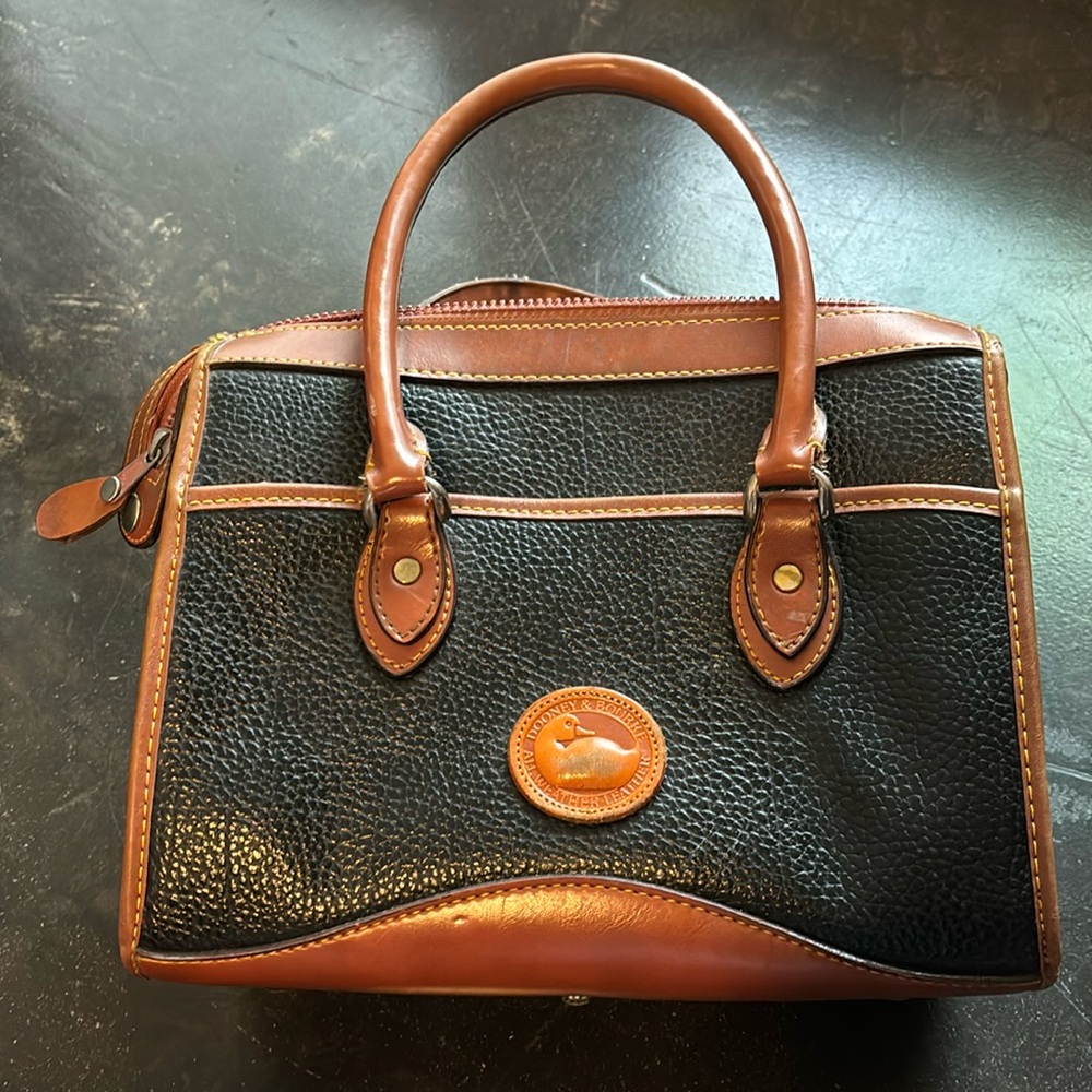 Vintage Dooney & Bourke Shoulder/Handbag